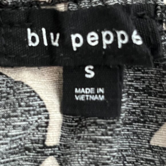 Blu Pepper Boho Floral Tiered Ruffle Strap Dress Size Small Smocked Waist Size - Picture 5 of 10